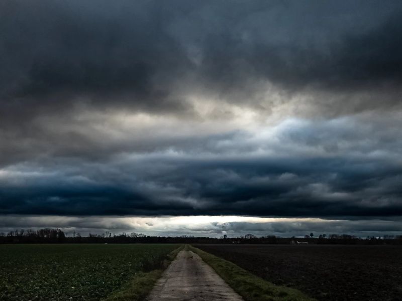 2.Platz 'Gewitterwolken' von Samantha Mito 2.Platz 'Gewitterwolken' von Samantha Mito