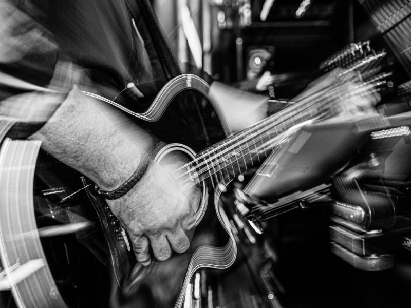 1.Platz 'Gitarrensolo' von Hermann Weiß 1.Platz 'Gitarrensolo' von Hermann Weiß